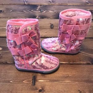 Sugar boots size 5